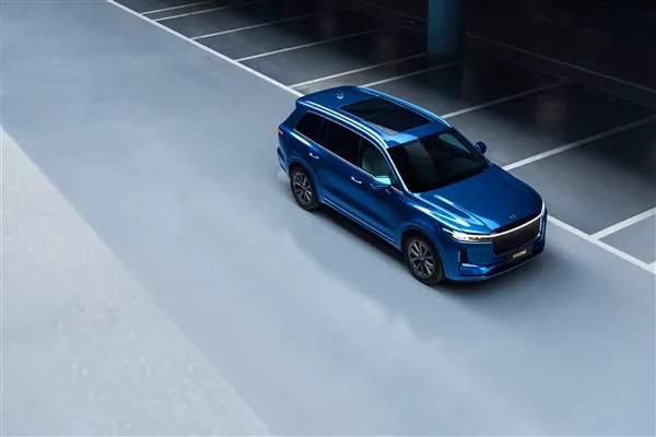 不可思议!理想汽车总裁7天内减持两次理想,理想到底发生了什么?