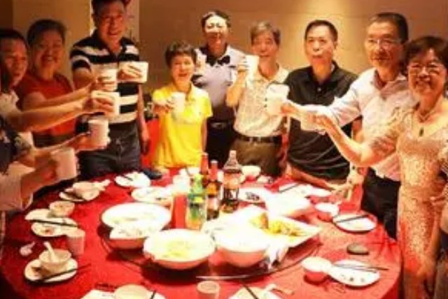 被辞退后把同事删除了,怎样看待离职见人品?