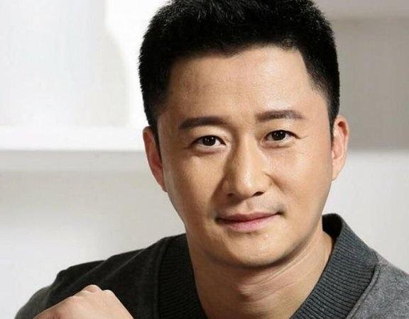 韩国影迷眼红《流浪地球》被全球盛赞，心理崩溃评论满是泡菜味，你怎么看？