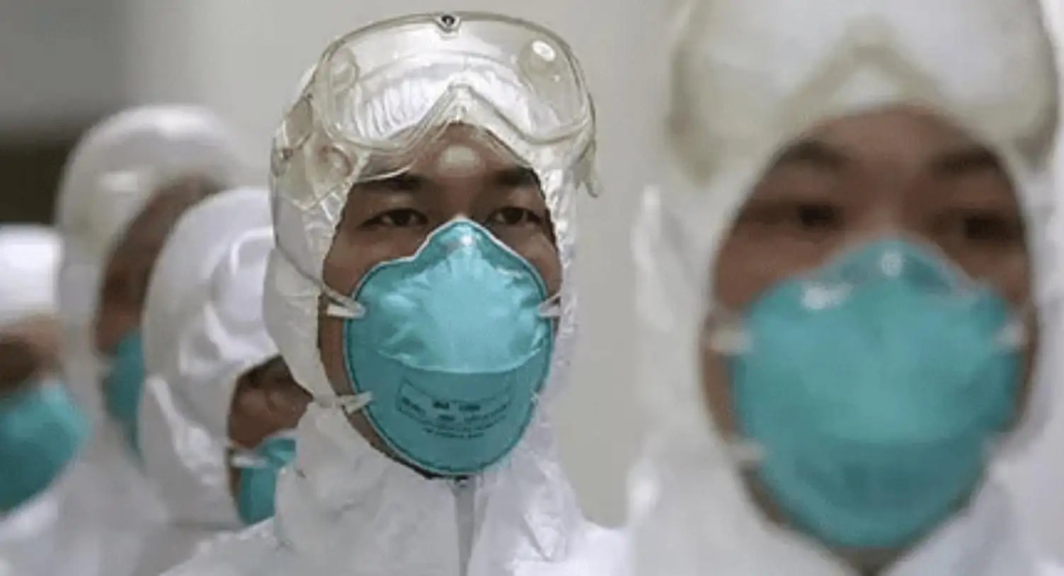 疫情封控下的上海港，船未见堵但货难运，相关人员的生活是否能得到保障？