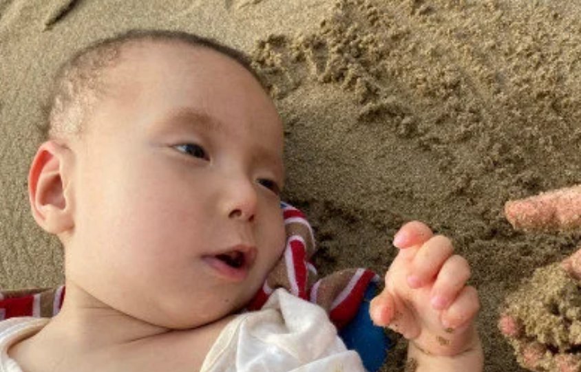 “云南药神”妻子不忍儿子受苦曾想放弃，她为了孩子付出了什么？