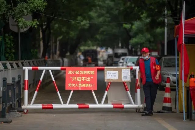 胡锡进呼吁：加速解封超长封控小区，何时能够全面解封？