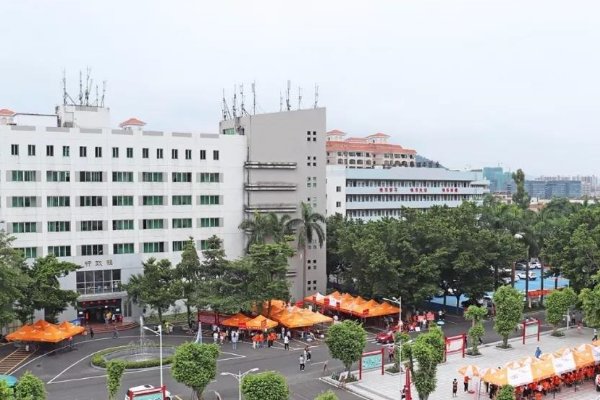 肇庆市科技中等职业学校