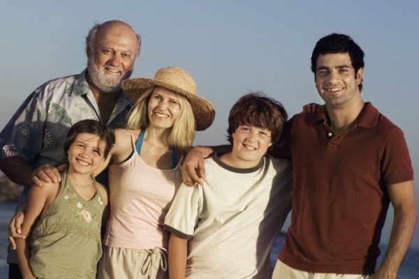 不能经常陪在父母身边，如何更好地满足父母的精神需求？