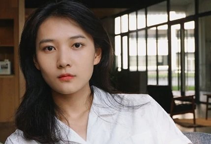 《原来我很爱你》程茵是谁演的？