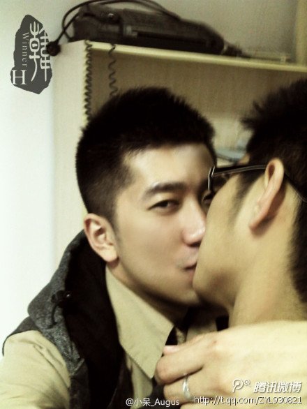小呆 augus 是gay么