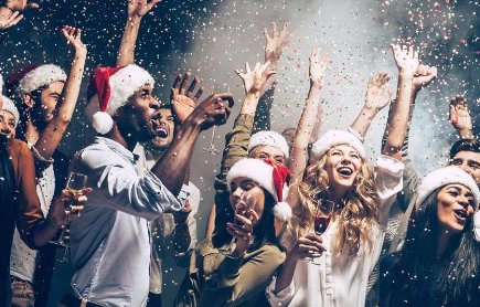 平安夜和圣诞节的狂欢夜有什么区别？