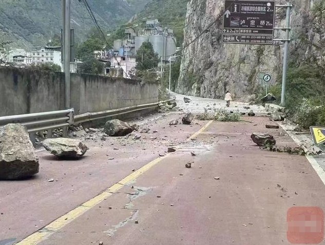 四川甘孜泸定6.8级地震，为近5年来最大地震，有何损失？