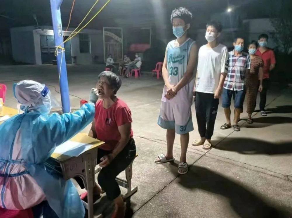 莆田18名小学生感染新冠,或已在学校传播10天,本轮疫情有多严重?