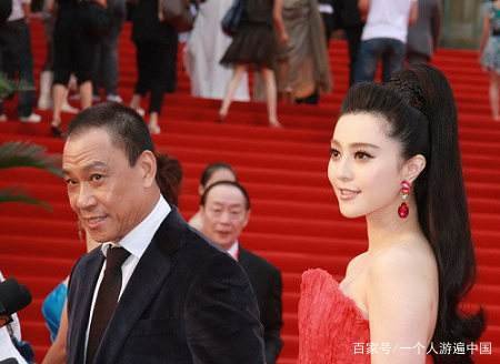 为与范冰冰相爱，花百万甩前妻的王学圻，现在咋样了？