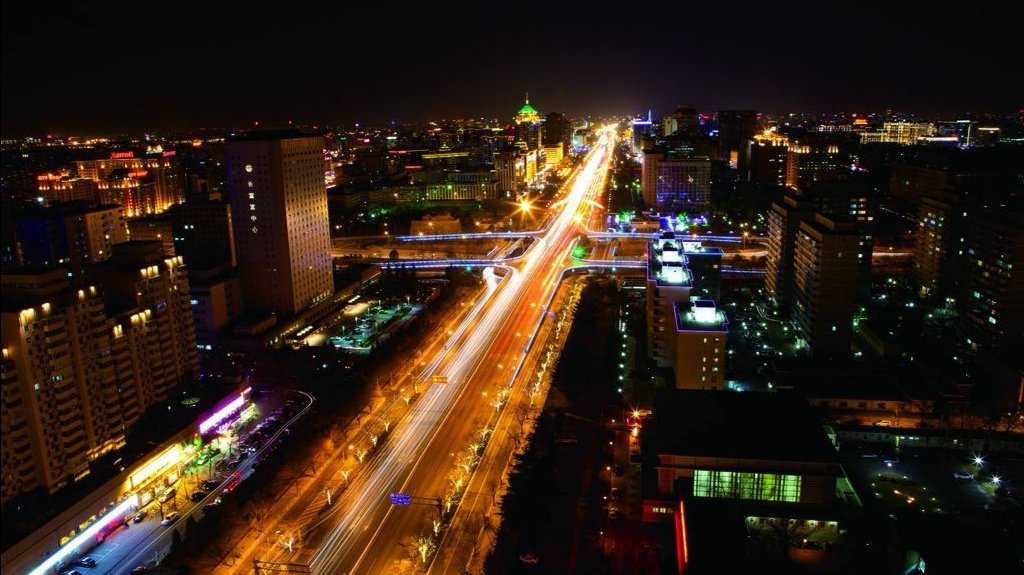 北京失业补助的三千元多还是少，是否比正常上班族一个月的收入高？