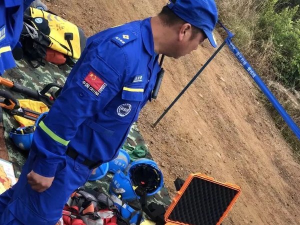 什么条件可以加入蓝天救援队