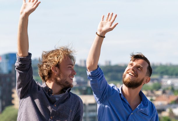 你会为了兄弟付出一切吗?