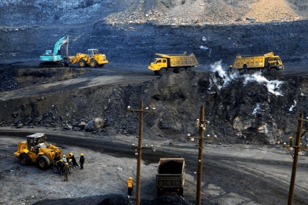 露天矿山开采施工方案