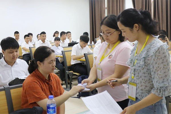 国考报名人数已突破100万什么意思