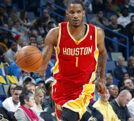 湖人一年合同签下阿里扎和神射手艾灵顿，他们的实力如何？