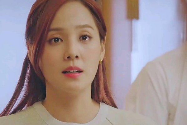 韩剧《顶楼》中，闵雪雅到底是谁杀害的？