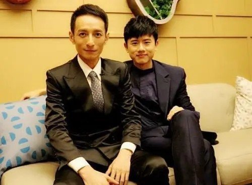 李维嘉开dy公司是什么意思