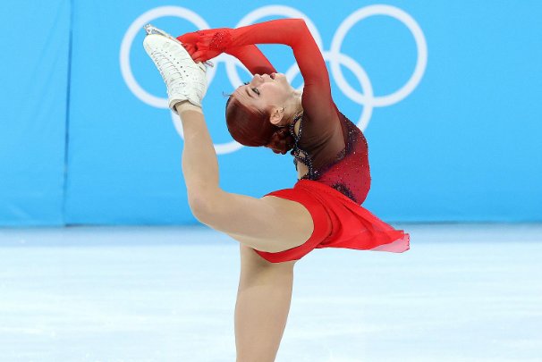 特鲁索娃凭借着5个四周跳的惊艳表现，得到银牌，她为何会错失第一名？