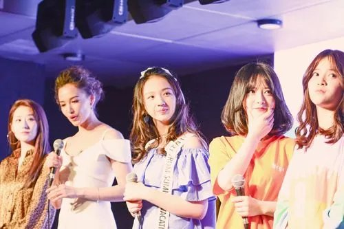 喜欢追星学什么专业