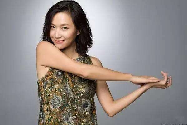 电影《一场风花雪月的事》,徐静蕾饰演的角色最后什么结局?