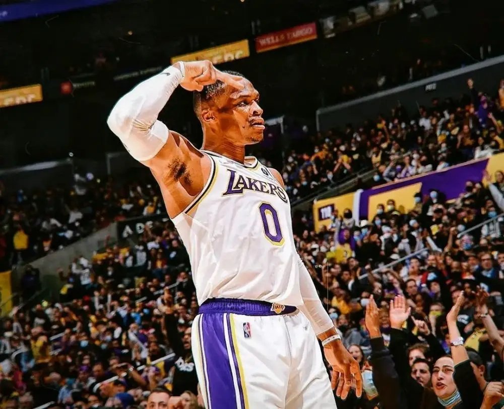 湖人新帅称威少是未来的关键,他的存在对球队来说意味着什么?