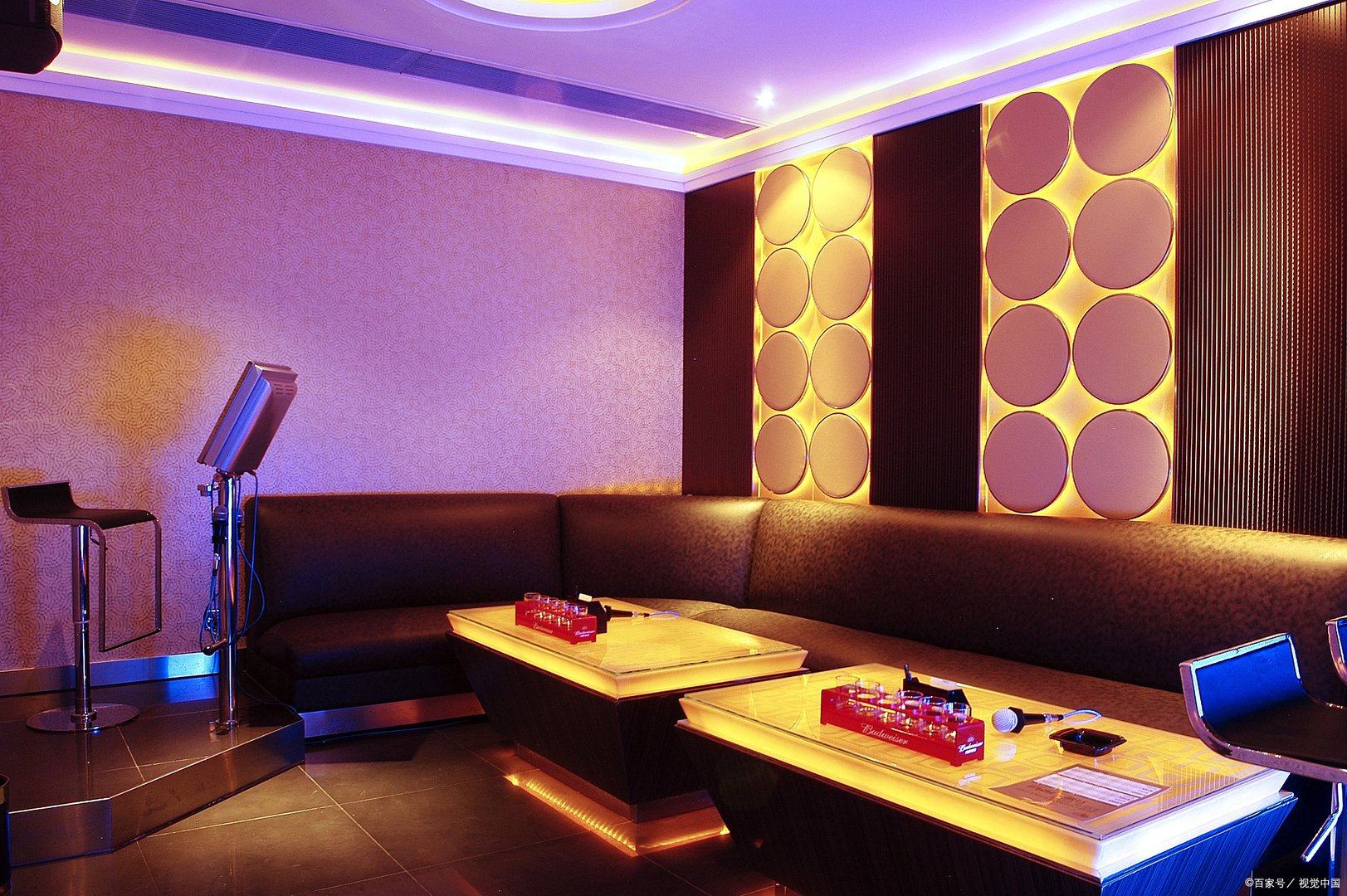 ktv陪唱女违法吗