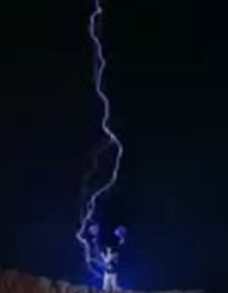 隋唐英雄传里李元霸之死是第几级？