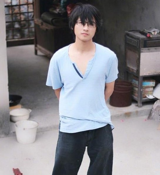 韩寒发文感慨什么