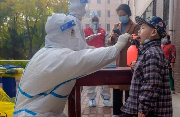 上海抑郁症患者找药的群在4月最后解散了,上海抗疫取得了怎样的成效?