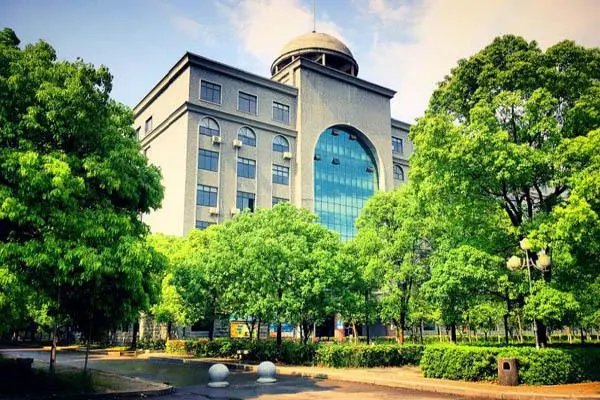 长沙医学院专科招生条件