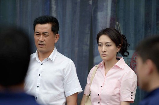 正午阳光剧情简介