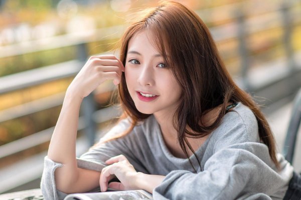 aug女性是什么意思