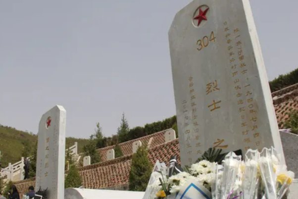 人寿年丰造句和意思