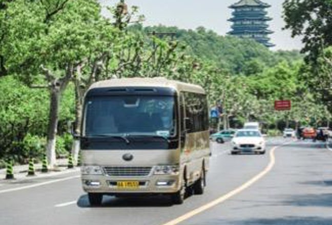 公交车上的诗请