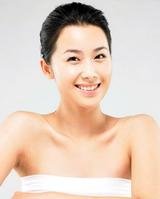 天天向上 诞生礼中扮演田源老婆的是谁？