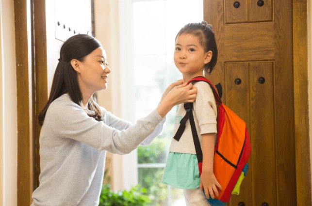 宝宝~坐上来自己摇是什么意思