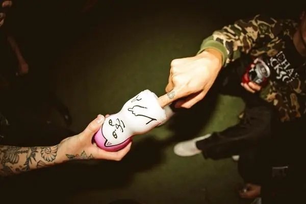 男生如何自制飞行杯