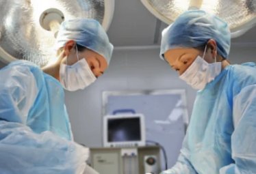 中铁十一局涉疫项目负责人鞠躬致歉,负责人是否需要承担法律责任?