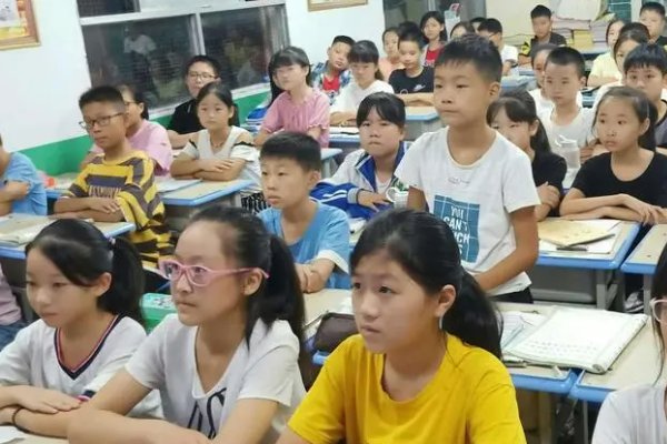 潦草影视福利片