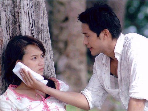 《妒海》电视剧的剧情是什么？