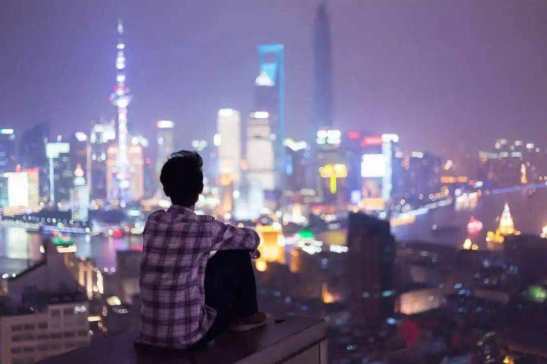 我国一人户家庭超1.25亿户,独居者为何越来越多?