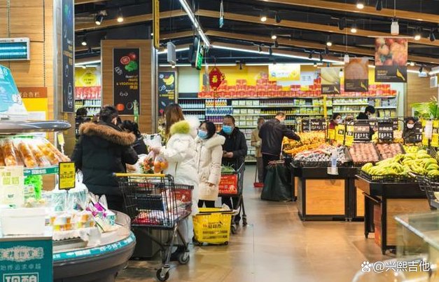 上海小店复市难：2个月损失100万营业额，疫情对实体店的影响有多大？