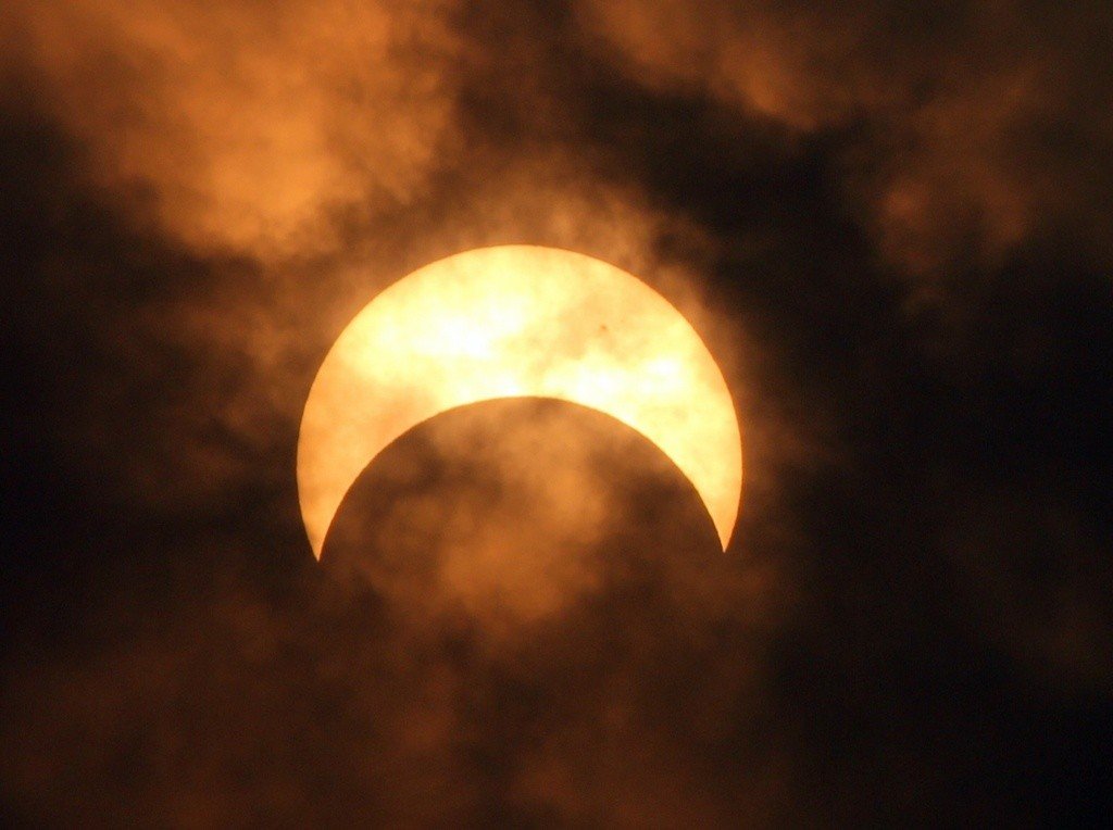 2023日食发生的时间