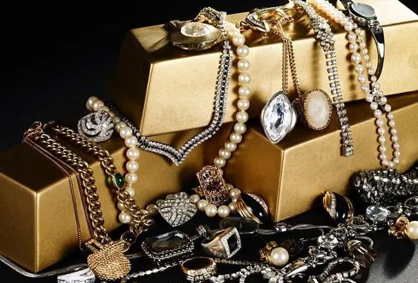 奢侈的意思解释