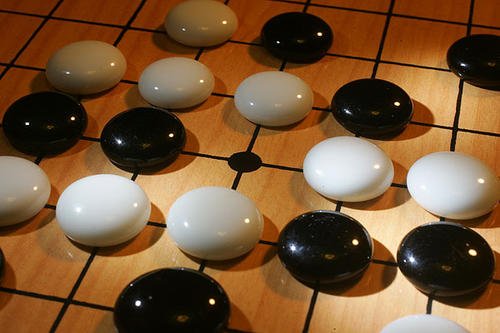 单从围棋水平来说，柯洁和李世石到底谁更胜一筹