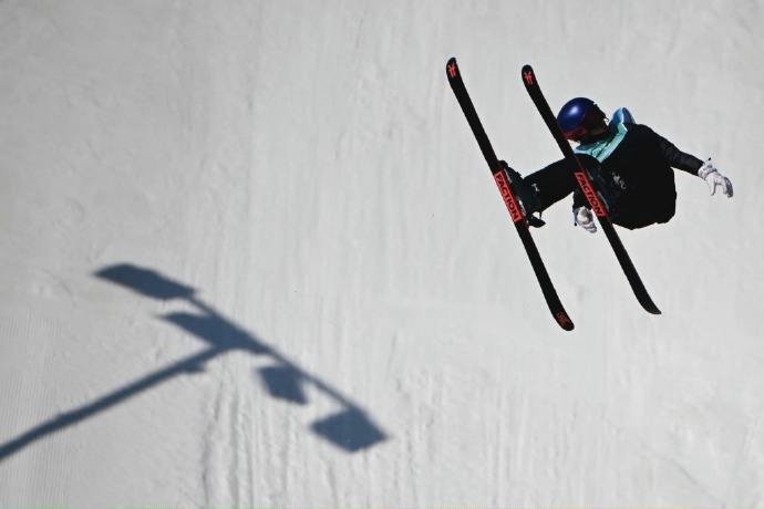 谷爱凌显摆一口气睡了14个小时，普通人能照搬吗？