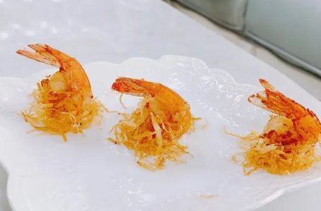 凤尾对虾是哪里的菜呢?新手小白在家该如何制作凤尾对虾?