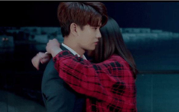 《不说再见》欧可欣的双重身份是什么