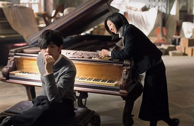 周杰伦的《不能说的秘密》我看了两遍没看懂，谁能解释一下剧情吗